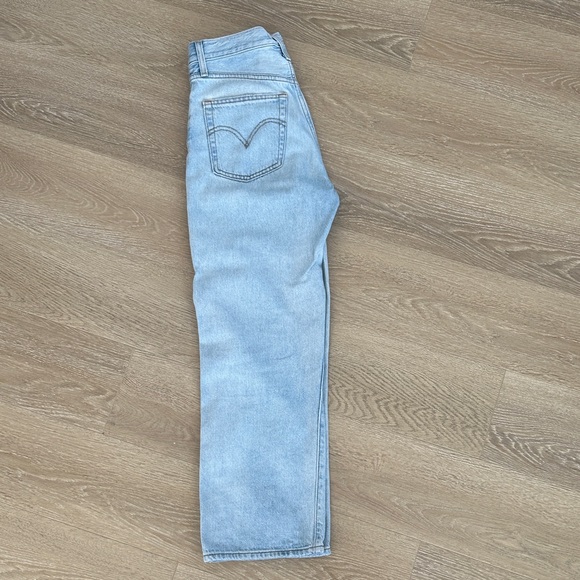 Levis Ribcage Straight Jenas - Picture 5 of 8